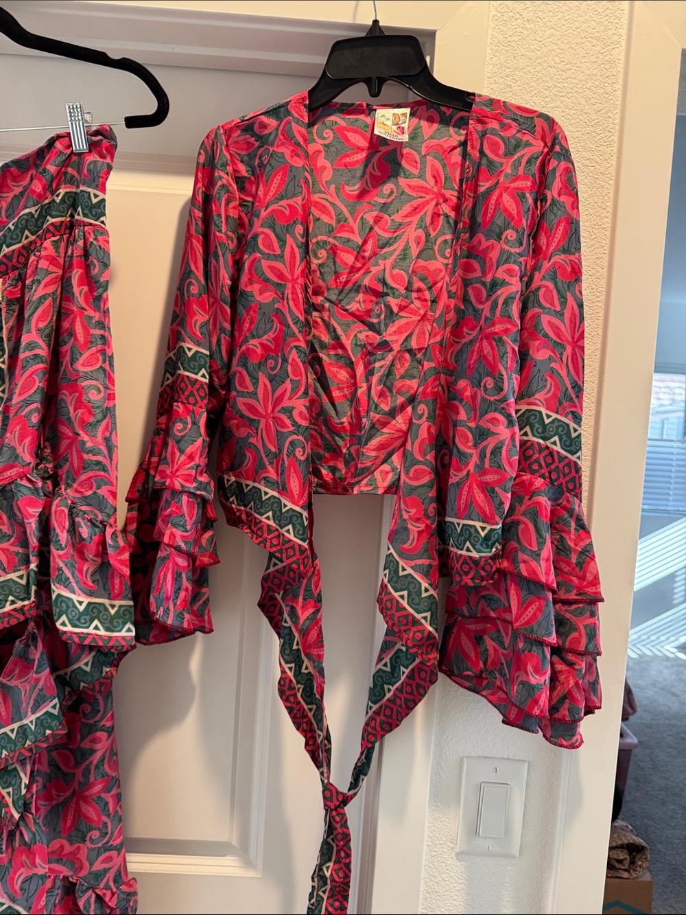 2 piece Boho top and skirt set. - Picture 4 of 5